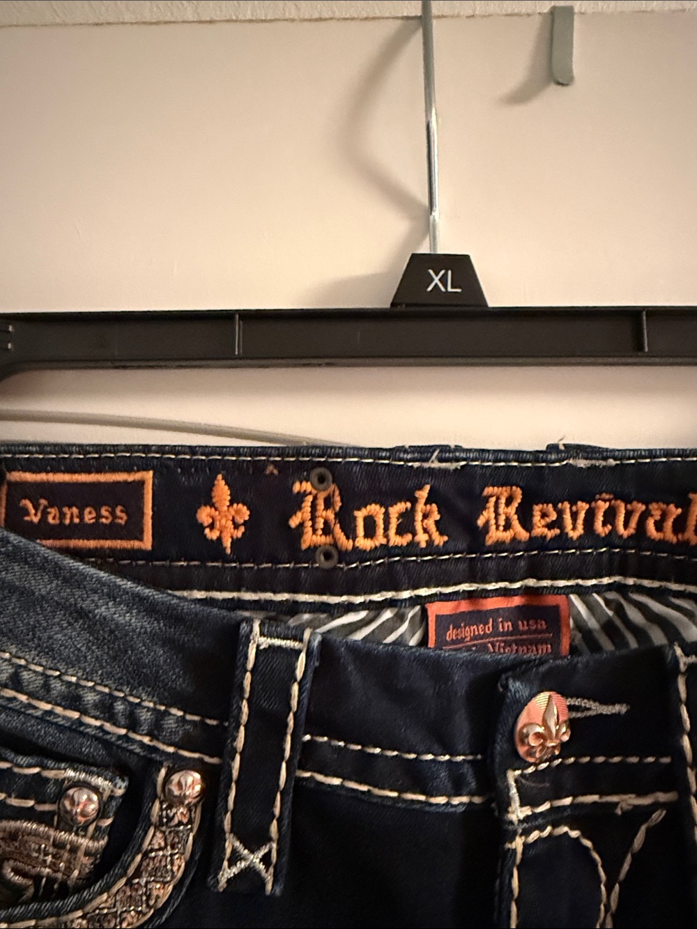 LIKE NEW. Rock Revival Vaness Women's Dark Blue Embellished Skinny Jeans - Picture 6 of 9